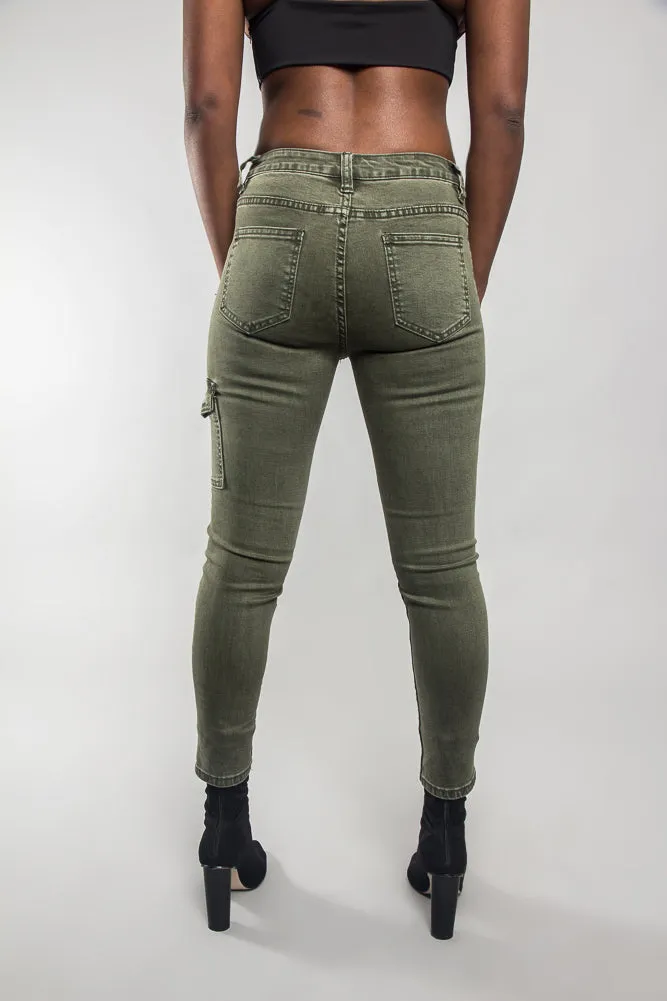 Buttoned Skinny Cargo Pants