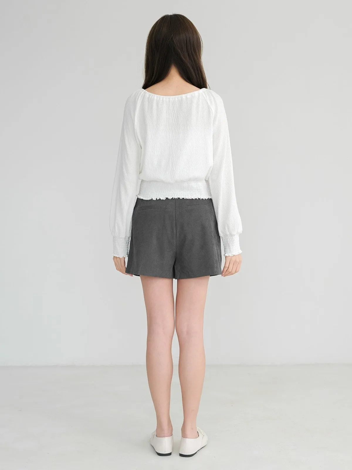 Corduroy Pleated Shorts*