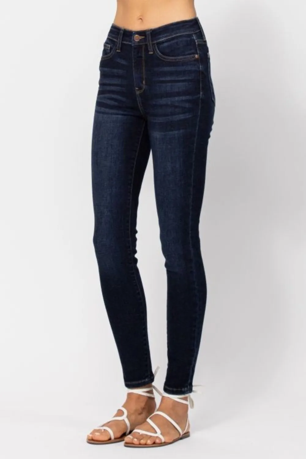 High Waist Skinny Jeans – Timeless Style and Flattering Fit