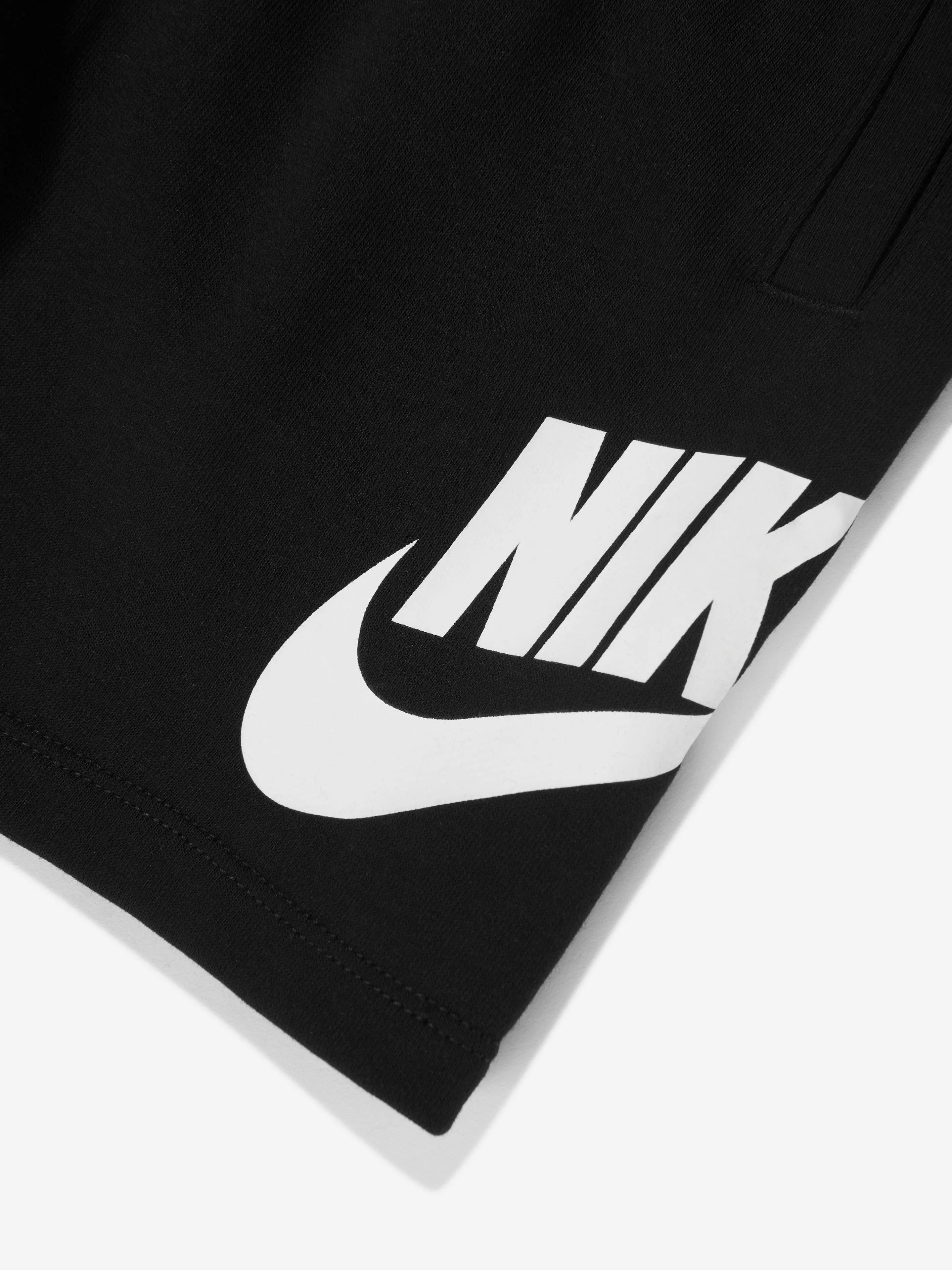 Nike Kids NSW Club FT HBR Shorts in Black