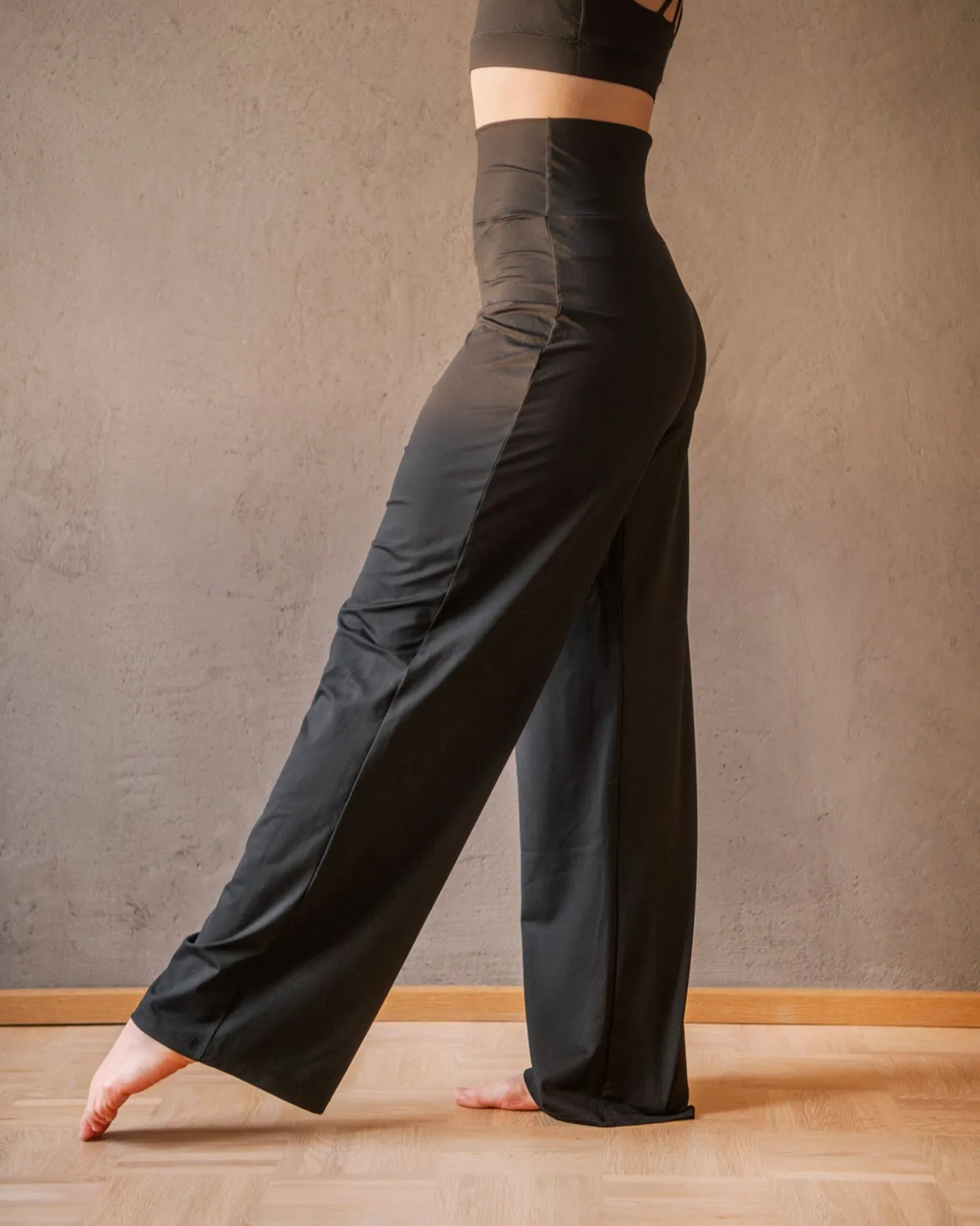 PRE-ORDER: Elara Pants