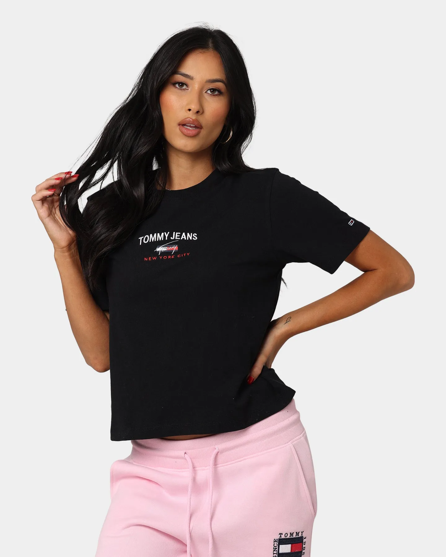 Tommy Jeans Women's Cropped Fit Logo T-Shirt Black